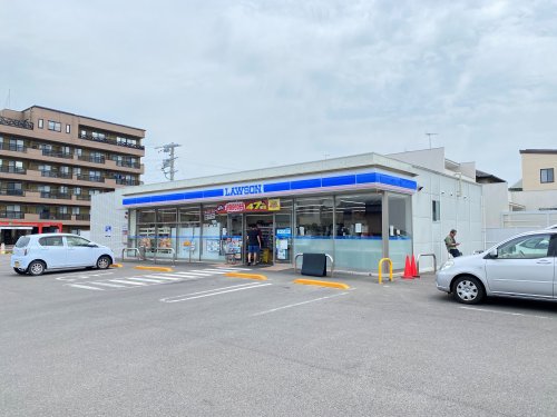 コンビニ　ローソン各務原那加前洞新町店（コンビニ）まで1053m