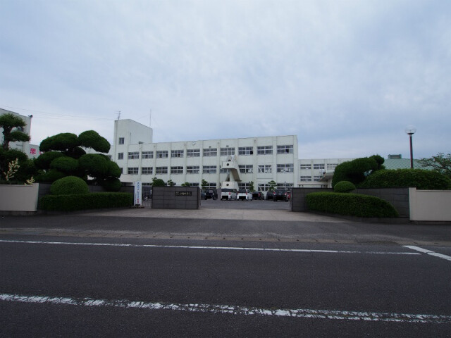 中学校　鹿島市立西部中学校（中学校）まで1485m