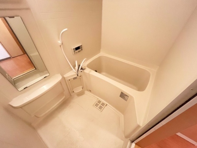 バス・シャワールーム　図面と現状に相違がある場合には現状を優先