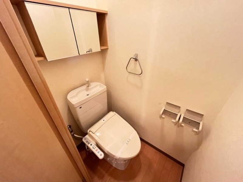 トイレ　図面と現状に相違がある場合には現状を優先