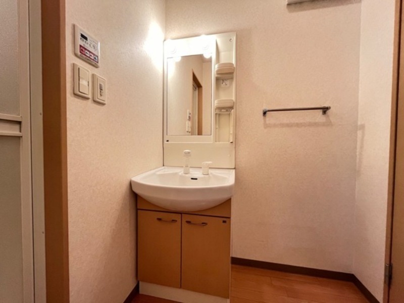 洗面設備　図面と現状に相違がある場合には現状を優先