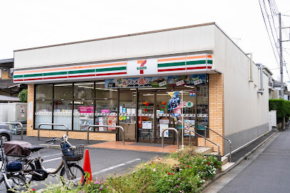 コンビニ　セブン-イレブン 大田区萩中１丁目店（コンビニ）まで131m
