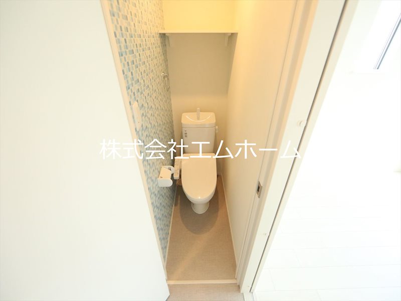 トイレ　温水洗浄暖房便座付トイレ