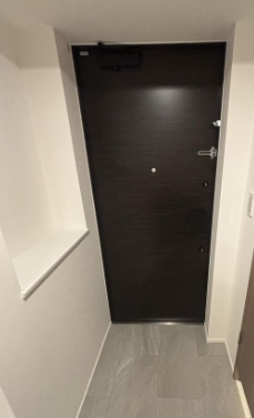 玄関　※別室参考写真です。