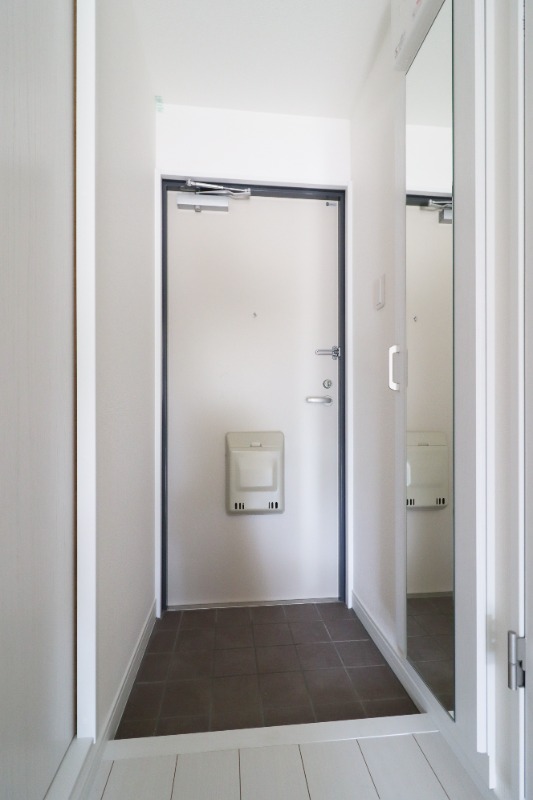 玄関　図面と現状に相違がある場合には現状を優先