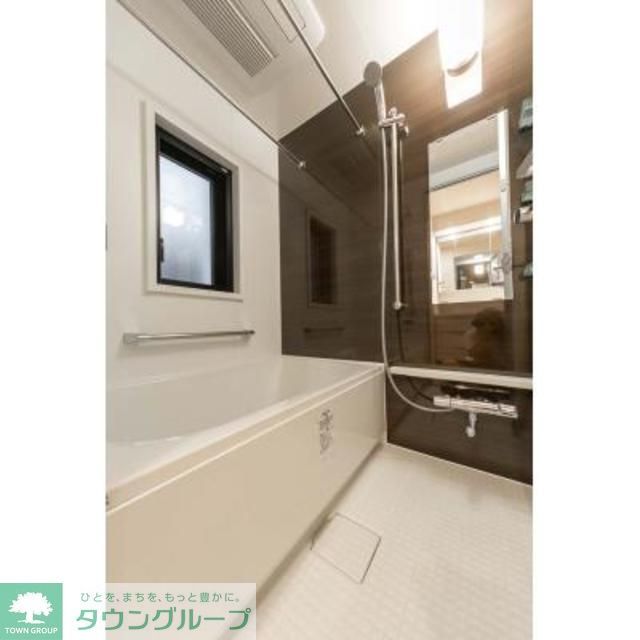 バス・シャワールーム　※写真は同タイプ住戸です。