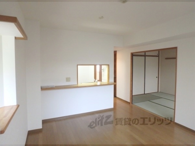 居室・リビング　リビング