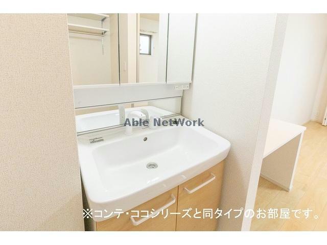 洗面設備　同型タイプ