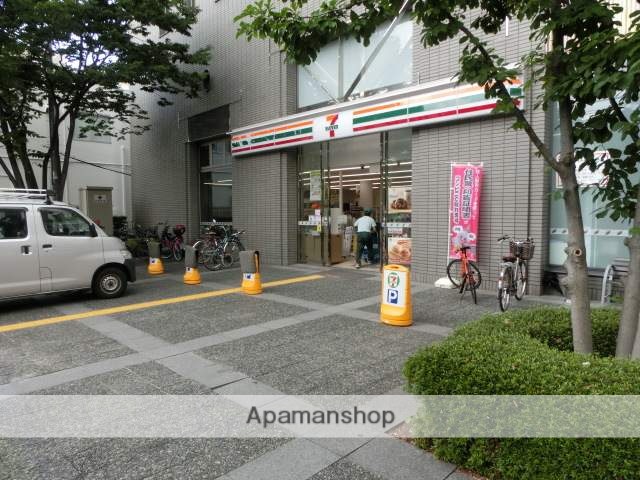 コンビニ　セブン－イレブン江坂公園前店（コンビニ）まで120m