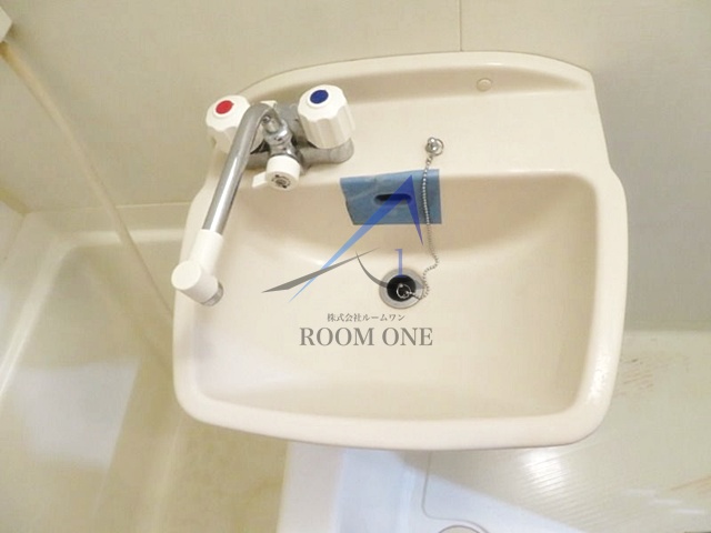 洗面設備　洗面台です。