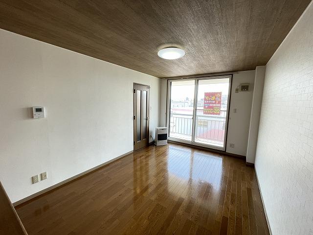 居室・リビング　リビング１