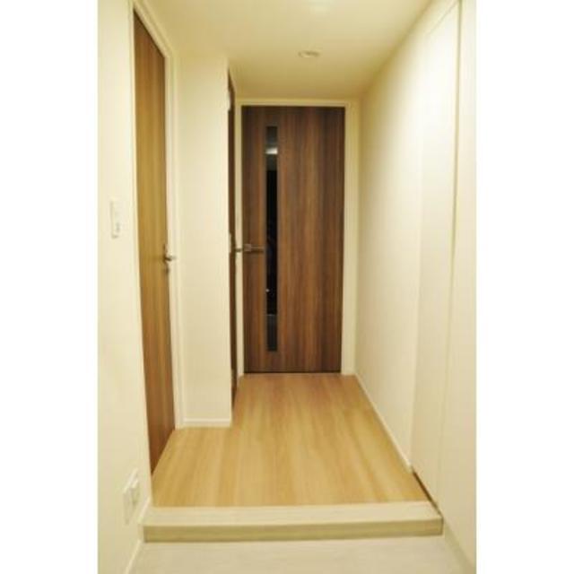 玄関　※写真は同タイプ住戸です。