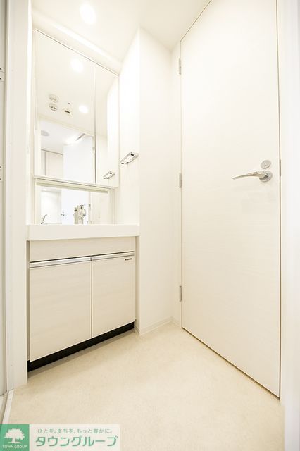 洗面設備　※写真は同タイプ住戸です。