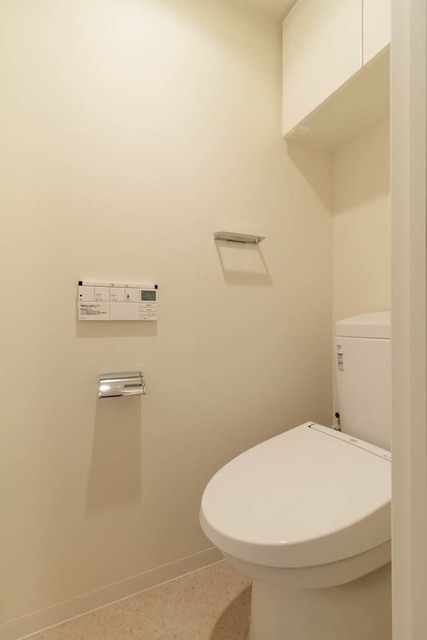 トイレ　※写真は同タイプ住戸です。