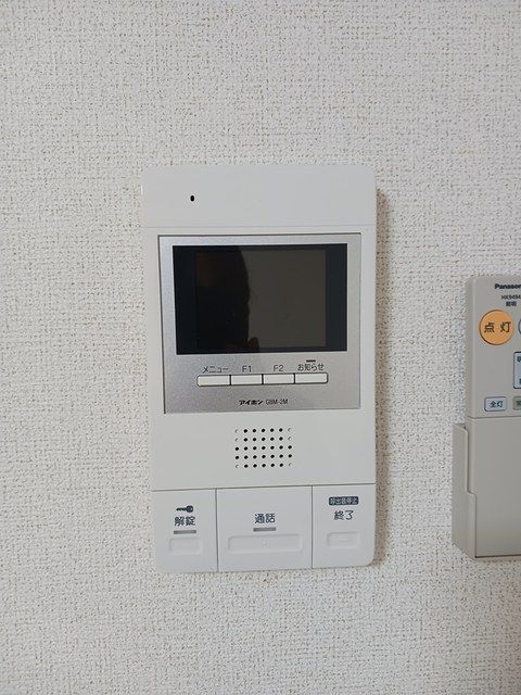 セキュリティ　モニター付インターホン