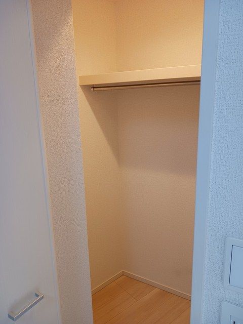 収納　ウォークインクローゼット