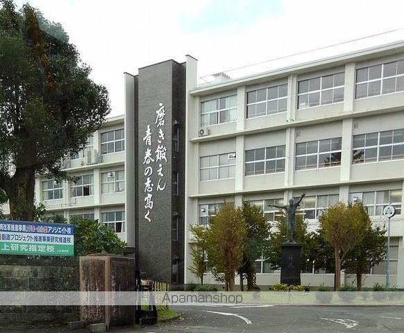 高校・高専　人吉高等学校（高校・高専）まで550m