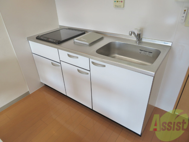 キッチン　ＩＨクッキングヒータはお料理もお掃除もらくらくですね