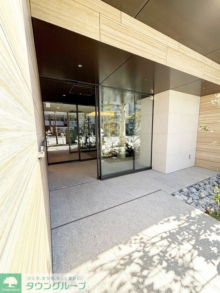 エントランス　エントランス