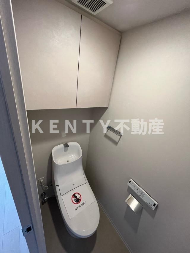 トイレ　清潔感のあるトイレです