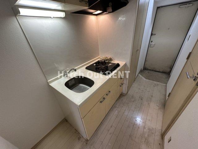 キッチン　反転タイプ