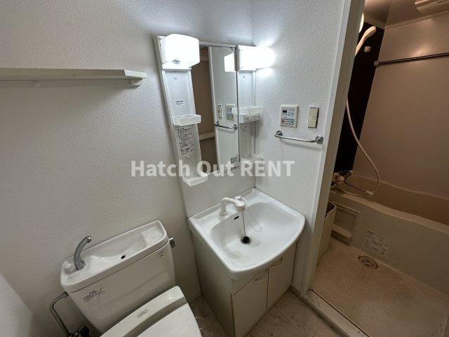 洗面設備　反転タイプ