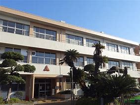 小学校　寒川小学校（小学校）まで1702m