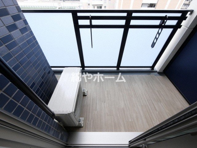 バルコニー　お洗濯にも便利なバルコニー付き