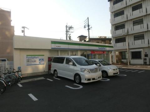 その他　ファミリーマート吹上駅北店（その他）まで147m