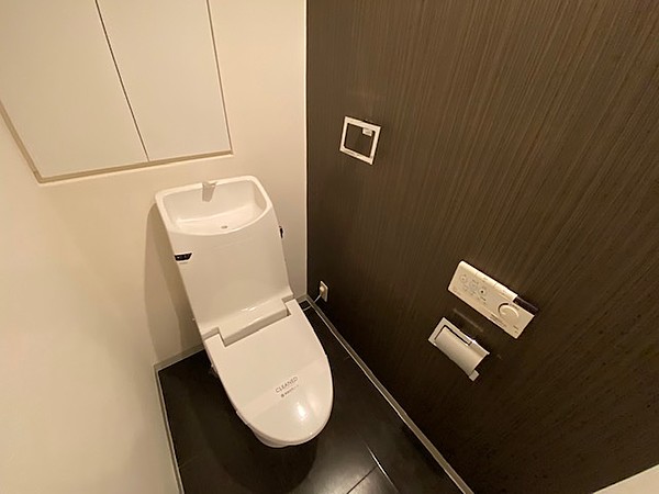 トイレ　参考写真