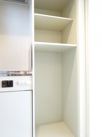 キッチン　同物件別号室