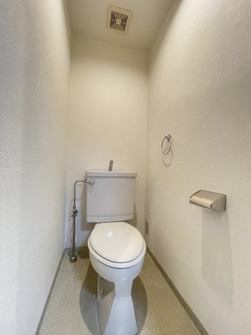 トイレ　同物件別号室