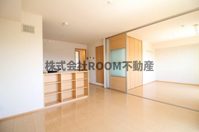 居室・リビング　ゆったりとした居間です