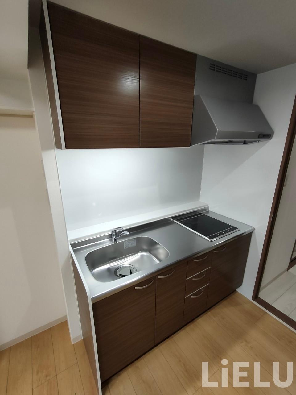 キッチン　同シリーズ物件のモデルルームになります※現況優先