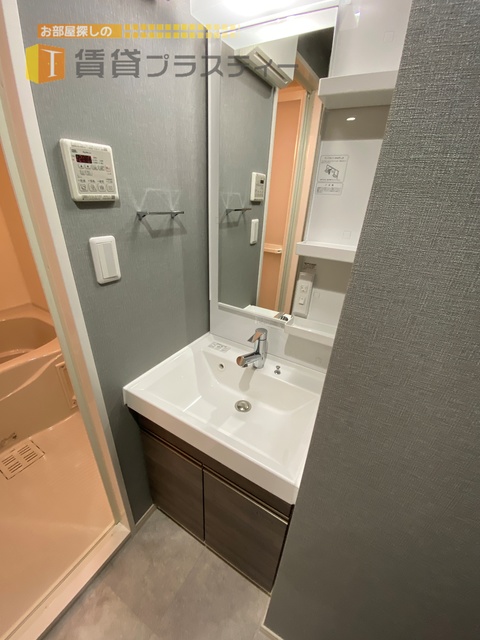 洗面設備　毎朝の準備も捗りますね