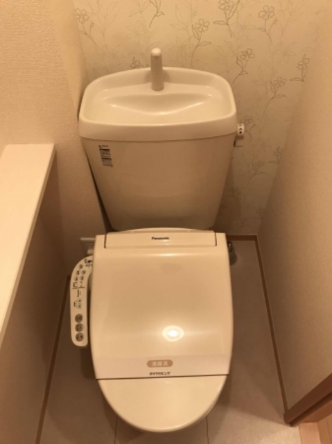 トイレ　参考写真