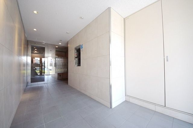 エントランス　★オートロック対応★