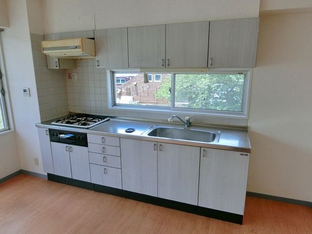 キッチン　広くて使いやすいキッチンです♪