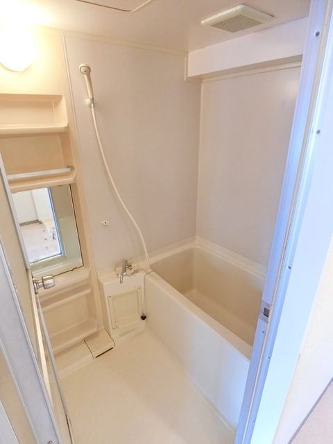 バス・シャワールーム　さっぱり爽快バスタイム♪