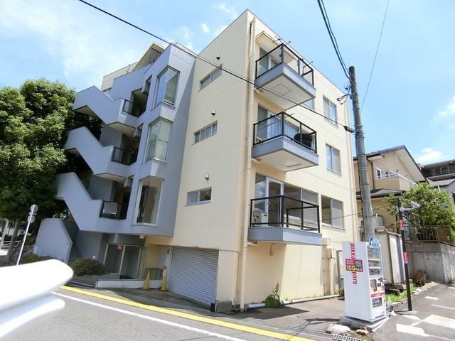 建物外観　陽当たり良好なお部屋です♪
