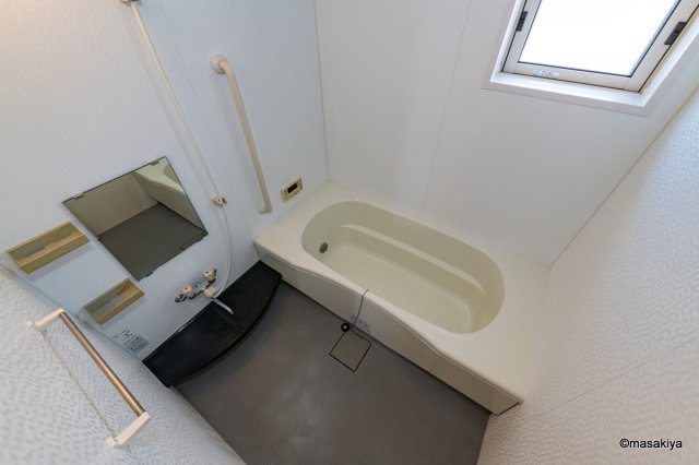 バス・シャワールーム　お風呂　一坪タイプ
