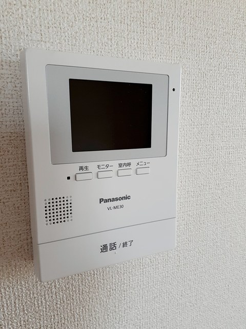 セキュリティ　誰が来てもすぐわかり、画面越しでも話せるTV付インターホン！