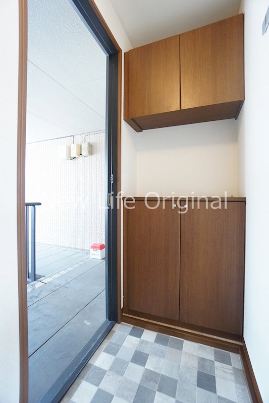 玄関　シューズボックス付きの玄関です☆