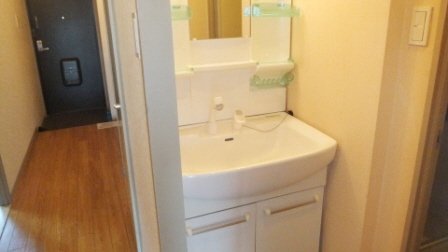 洗面設備　独立洗面台あります