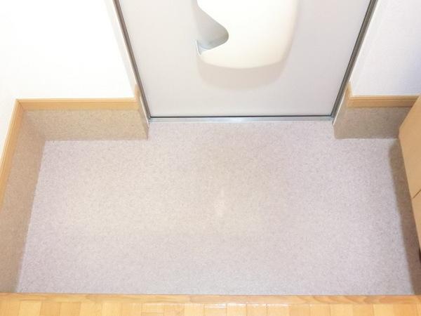 玄関　シューズボックスあり！