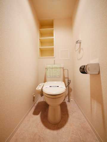 トイレ　メゾン・ド・ヴィレ神田神保町