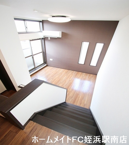 ロビー　★まだまだ綺麗な室内！！★参考写真