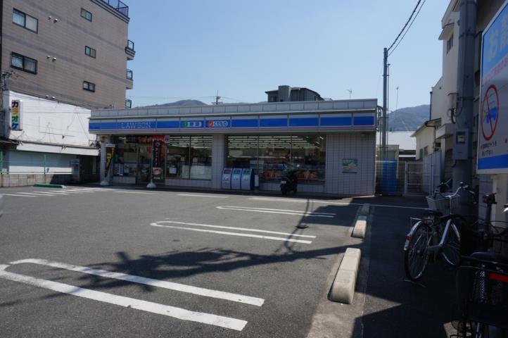 コンビニ　ローソン（コンビニ）まで239m