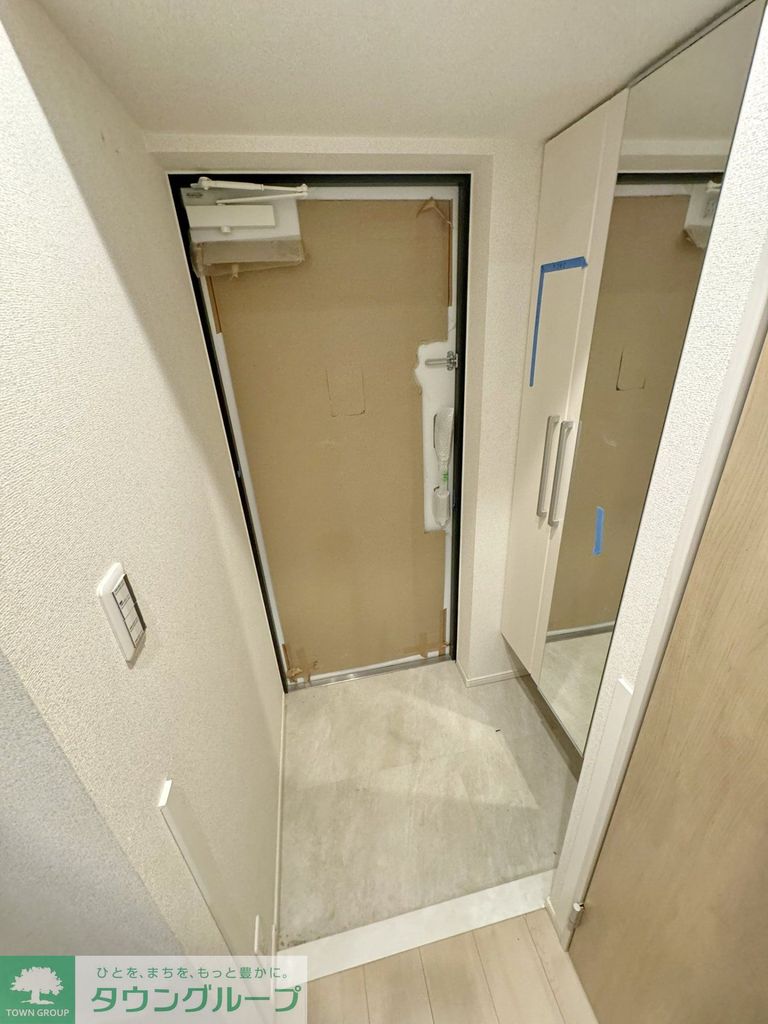 玄関　お部屋探しは【タウンハウジング千葉店】にお任せ下さい♪