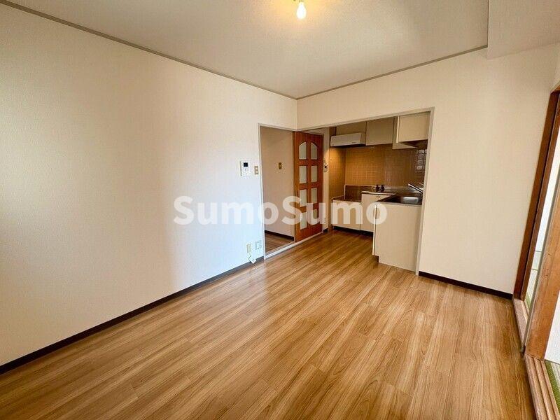 居室・リビング　居間です